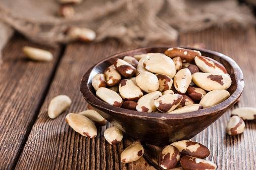 Além de potássio, a castanha-do-pará também possui radônio.