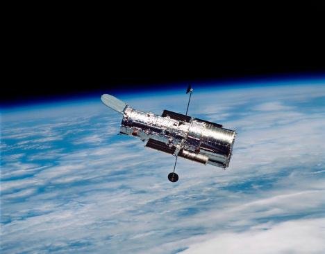 O Telescópio Espacial Hubble também é uma homenagem a Edwin Hubble.