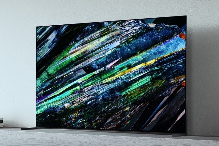 A Sony Bravia A95L 4K QD-OLED possui Cognitive Processor XR™ e oferece cores mais amplas e um contraste ímpar.