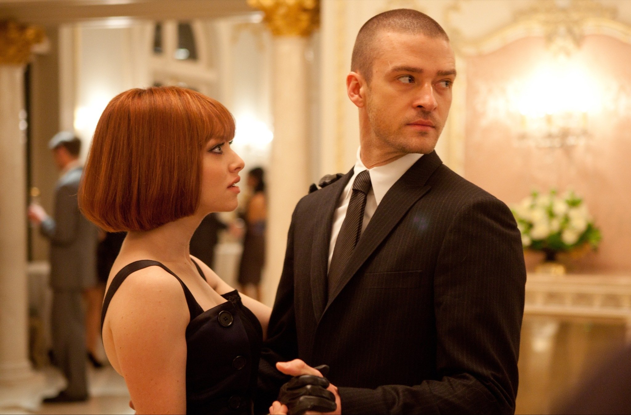 Justin Timberlake e Amanda Seyfried são os protagonistas de O Preço do Amanhã (Reprodução: New Regency/Strike Entertainment )