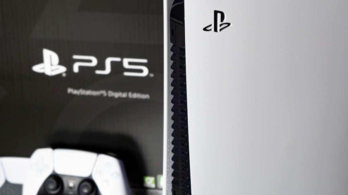 PS5 está em promoção com parcelamento de até 18 vezes sem juros e cashback