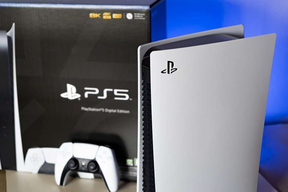 Onde tem PS5/ XBOX SERIES X? on X: [Soub!] Playstation 5 (com leitor) 👉   • R$ 3.598,99 em até 12x • R$ 71,98 de cashback  pagando com a Ame ⚠ Produto