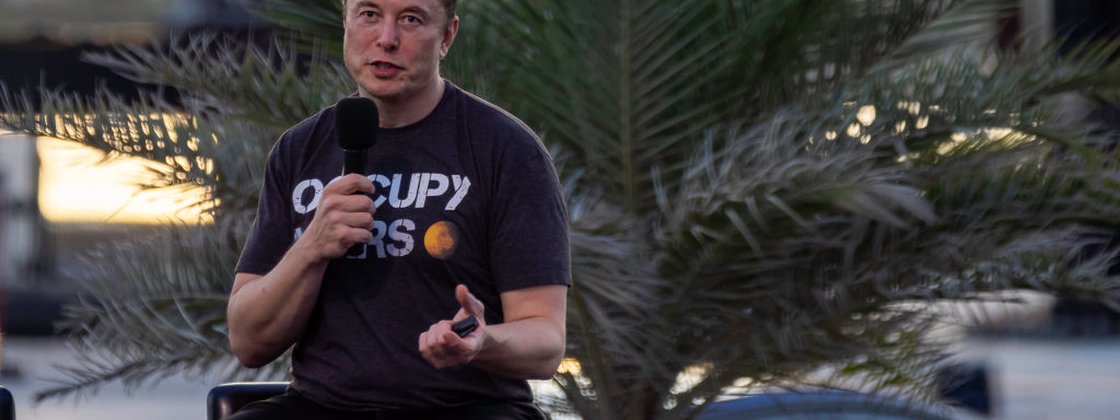 Imagem de: Elon Musk quer convencer Tim Cook a reduzir taxas da App Store