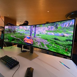 Imagem de Samsung lança monitor curvo Odyssey OLED G9 de 49' no Brasil com preço alto