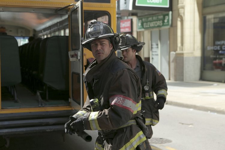 Chicago Fire, junto com Chicago PD e Chicago Med, são alguns dos maiores sucessos da NBC