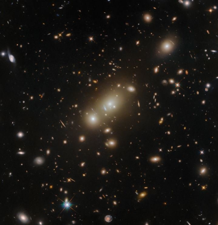 Os cientistas acreditam que o estudo de galáxias como Abell 3322 podem ajudar a evoluir a nossa compreensão sobre matéria escura e a evolução do universo.