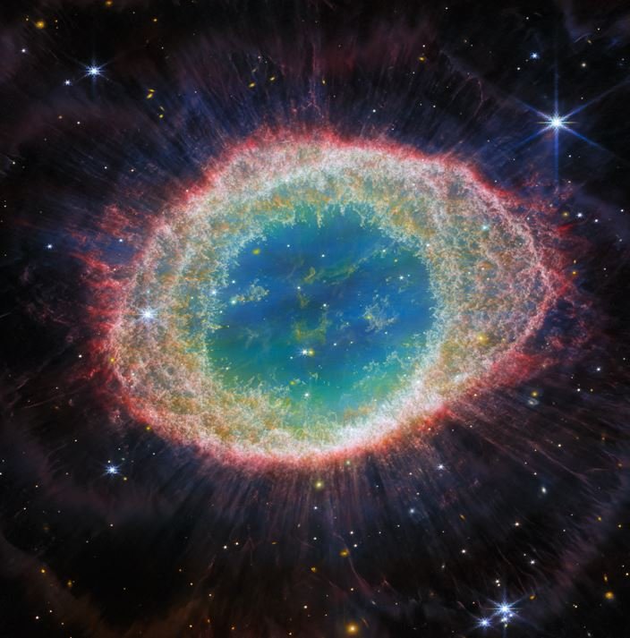 Os cientistas descrevem que a nova imagem da Nebulosa do Anel mostra detalhes da estrutura do filamento interno do anel.