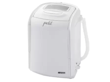 A mini máquina de lavar da Praxis é solução moderna e compacta para o uso diário em residências 