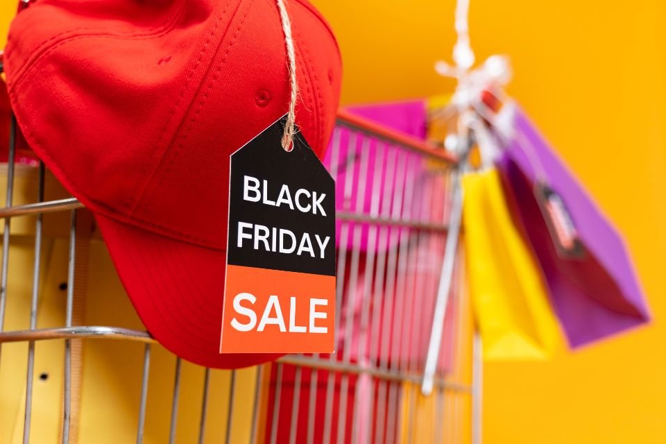 Como saber se é melhor esperar a Black Friday ou se vale a pena comprar um  produto agora? - TecMundo