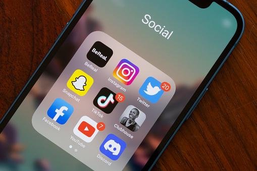 TikTok, Instagram e outros apps ameaçam o “reinado de buscas” do Google.