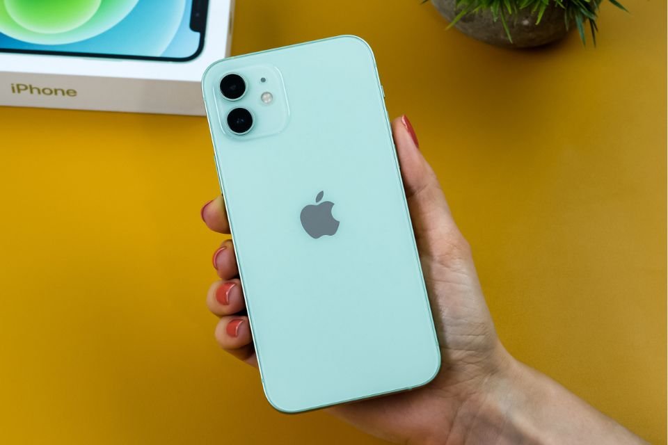 iPhone 12: Francia prueba una actualización que solucionaría el problema de radiación en el celular Apple
