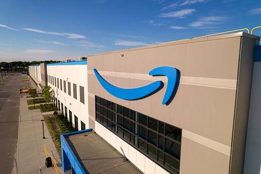 A Amazon vai investir consideravelmente em IA nos próximos anos.