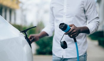 GreenV lança plano de assinatura de eletropostos para carros elétricos