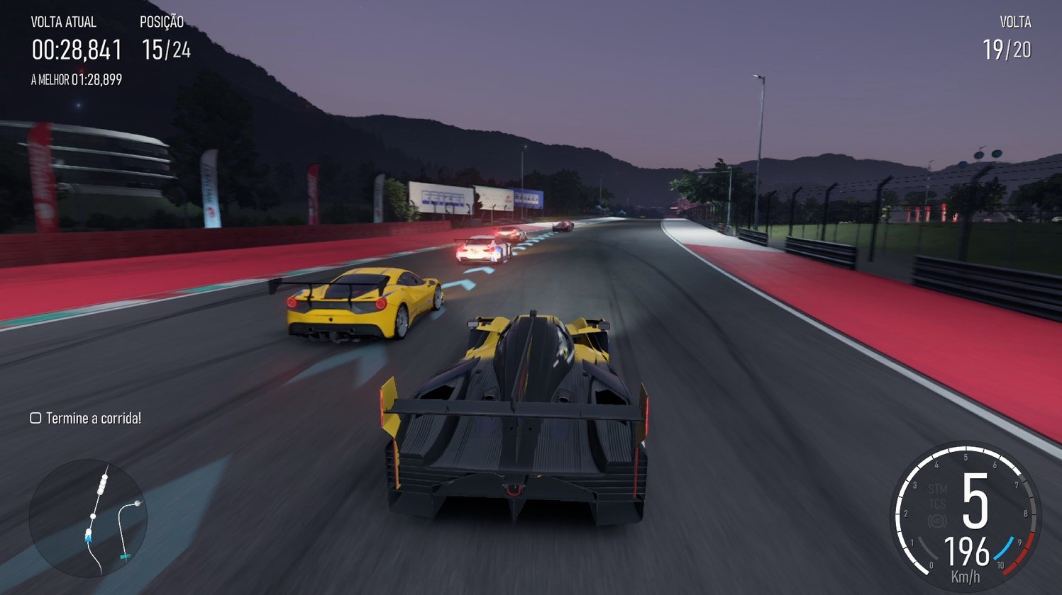 Seus oponentes não entregam a posição tão facilmente em Forza Motorsport