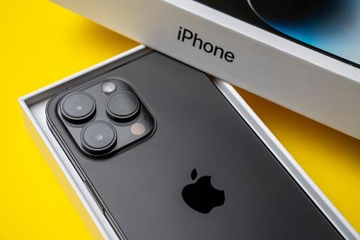 O preço elevado de um iPhone novo tornam os recondicionados mais atrativos.