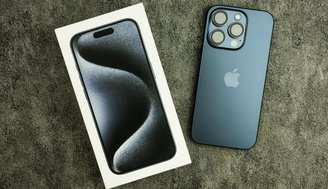 Traseira de vidro do iPhone 15 Pro Max quebra em teste de resistência -  TecMundo