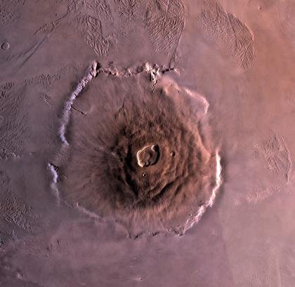 Os cientistas acreditam que Marte era dominado por vulcões gigantescos no passado; por isso, provavelmente possui o vulcão Olympus Mons (imagem).