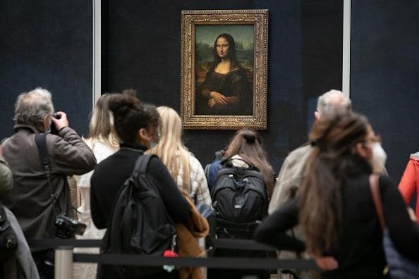 Obra-prima de da Vinci em exposição.