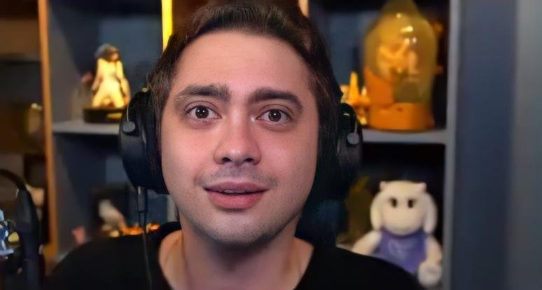 Profissão streamer: a geração que ganha até US$ 500 mil por mês fazendo  lives