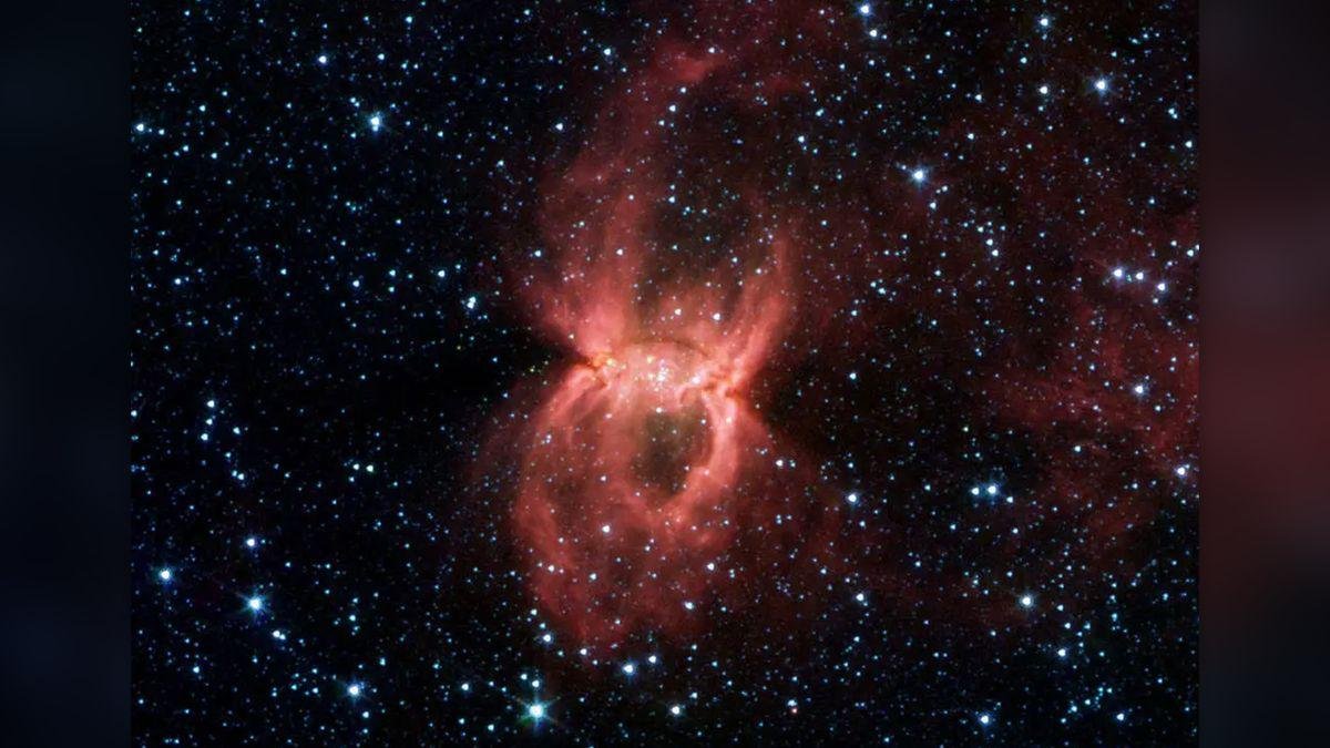 A Nebulosa da Viúva Negra está a 10 mil anos luz da Terra. 
