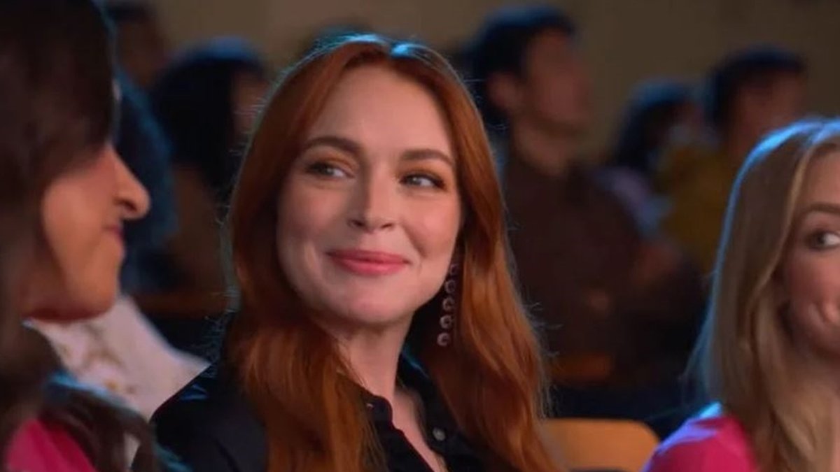 Jingle Bell Rock': Lindsay Lohan lança nova versão de clássico de 'Meninas  Malvadas