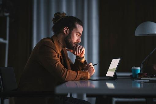 Freelancers podem trabalhar no horário que for mais conveniente à sua rotina de vida.