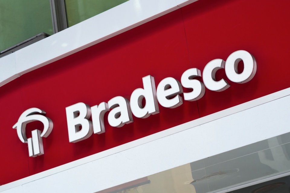 Dinheiro 'some' de contas do Bradesco, e clientes relatam saldo negativo