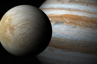 Com previsão de lançamento para 2024, a missão da NASA, Europa Clipper tem como objetivo desvendar os mistérios da lua Europa de Júpiter. 