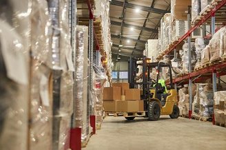 A desoneração da folha de pagamento pode estimular as exportações no país.