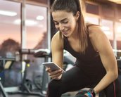 Usar o celular atrapalha o treino? Descubra!