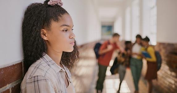 O PL busca enquadrar Bullying e Cyberbullying como crimes.
