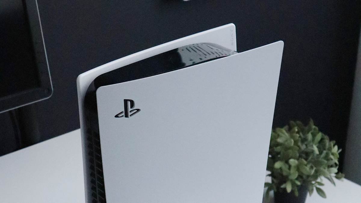 Novo PS5 precisa de internet para instalação de leitor de disco; entenda