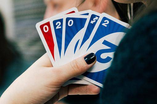 UNO pode até causar um pouco de discórdia, mas continua sendo um jogo divertido.