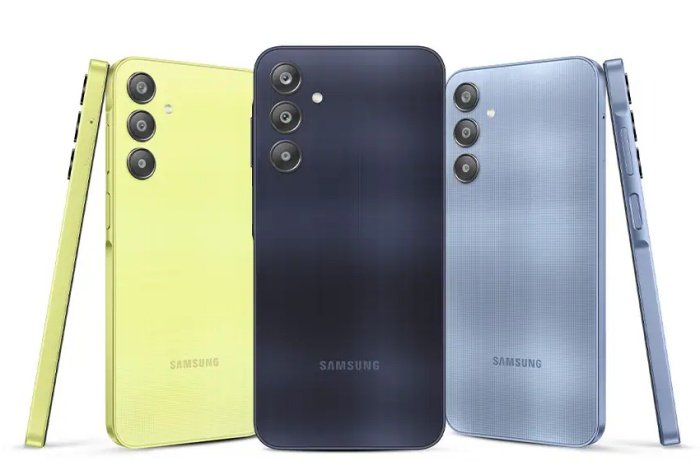 O Galaxy A25 tem câmeras mais avançadas na traseira.
