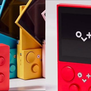 Imagem de Novo console portátil retrô possui tela OLED giratória! Conheça