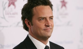  Matthew Perry é lembrado em homenagem emocionante no Emmy 2024 