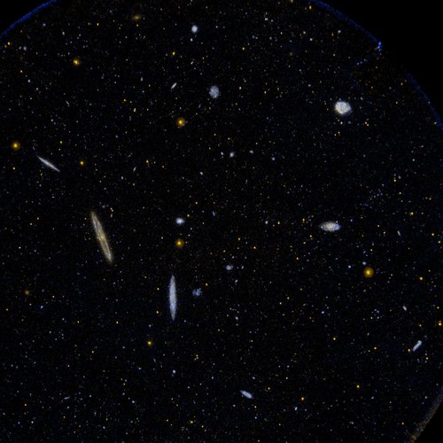 Uma pequena área do Aglomerado de Virgem observado pelo Hubble.