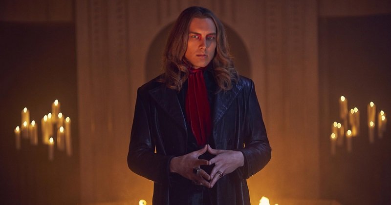 Cody Fern como Michael Langdom. (Fonte: IMDb/Reprodução)