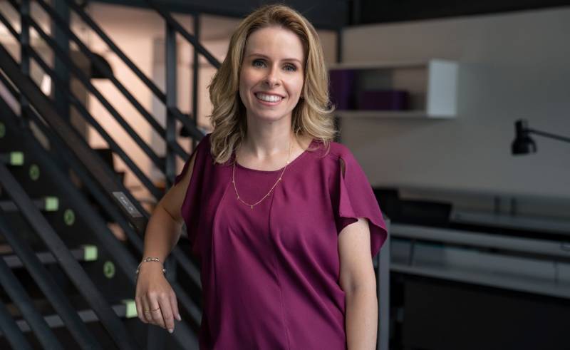 Antes de ser CEO, Livia Chanes era gerente regional da empresa.