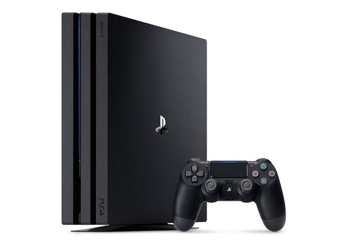 Quando chegou ao mercado, o PS4 Pro custava 100 dólares a mais que o modelo Slim, o que pode ditar o preço do PS5 Pro