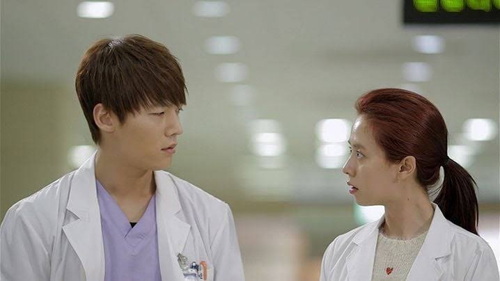 Song Ji Hyo e Choi Jin Hyuk em Emergency Couple - Foto: Reprodução/tvN