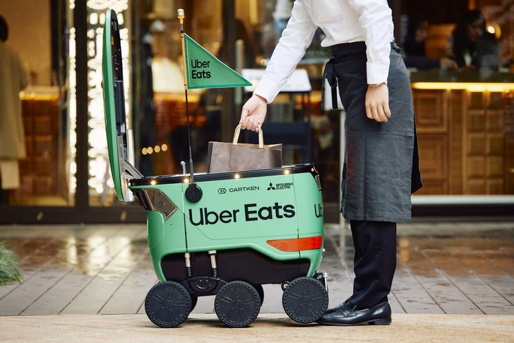 A Uber Eats fará entregas usando o robô "Model C" fabricado pela Cartken.