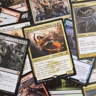 Imagem de Nada de português: Magic e Dungeons & Dragons deixarão de receber conteúdo em PT-BR