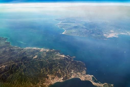 As zonas de subducção são conhecidas por influenciar grandes terremotos, como o Grande Terremoto que aconteceu em Portugal, em 1755.
