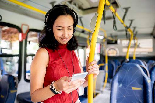 O Spotify teve 602 milhões de usuários ativos mensais em 2023.