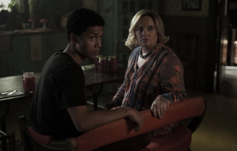 Chance Perdomo viveu o primo de Sabrina em O Mundo Sombrio de Sabrina. (Netflix/Reprodução)