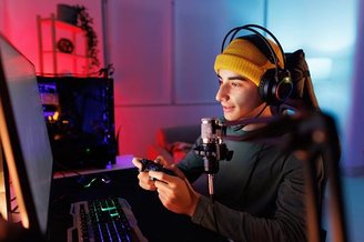 Os usuários receberão recompensas ao completar tarefas nos jogos enquanto pelo menos uma pessoa assiste à transmissão com anúncios. (Imagem: Getty Images)
