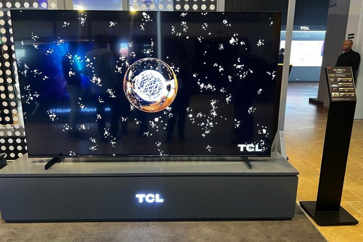 TCL 4K UHD TV P755