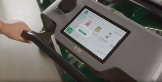 O Dash Cart tem sensores de leitura imediata e ajudam até a pesar produtos frescos. (Imagem: Divulgação/Amazon)