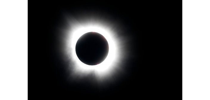 Eclipse solar total de 2024: confira as fotos do raro fenômeno